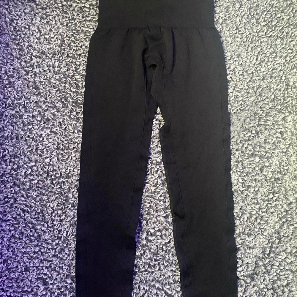 Black High-Waisted Leggings